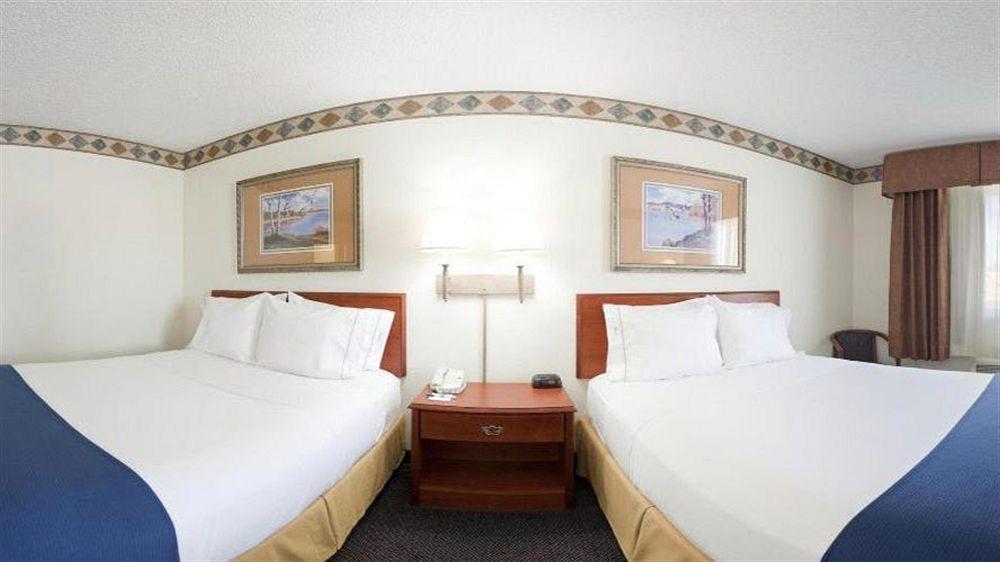 Holiday Inn Express Casper I-25 By Ihg Экстерьер фото