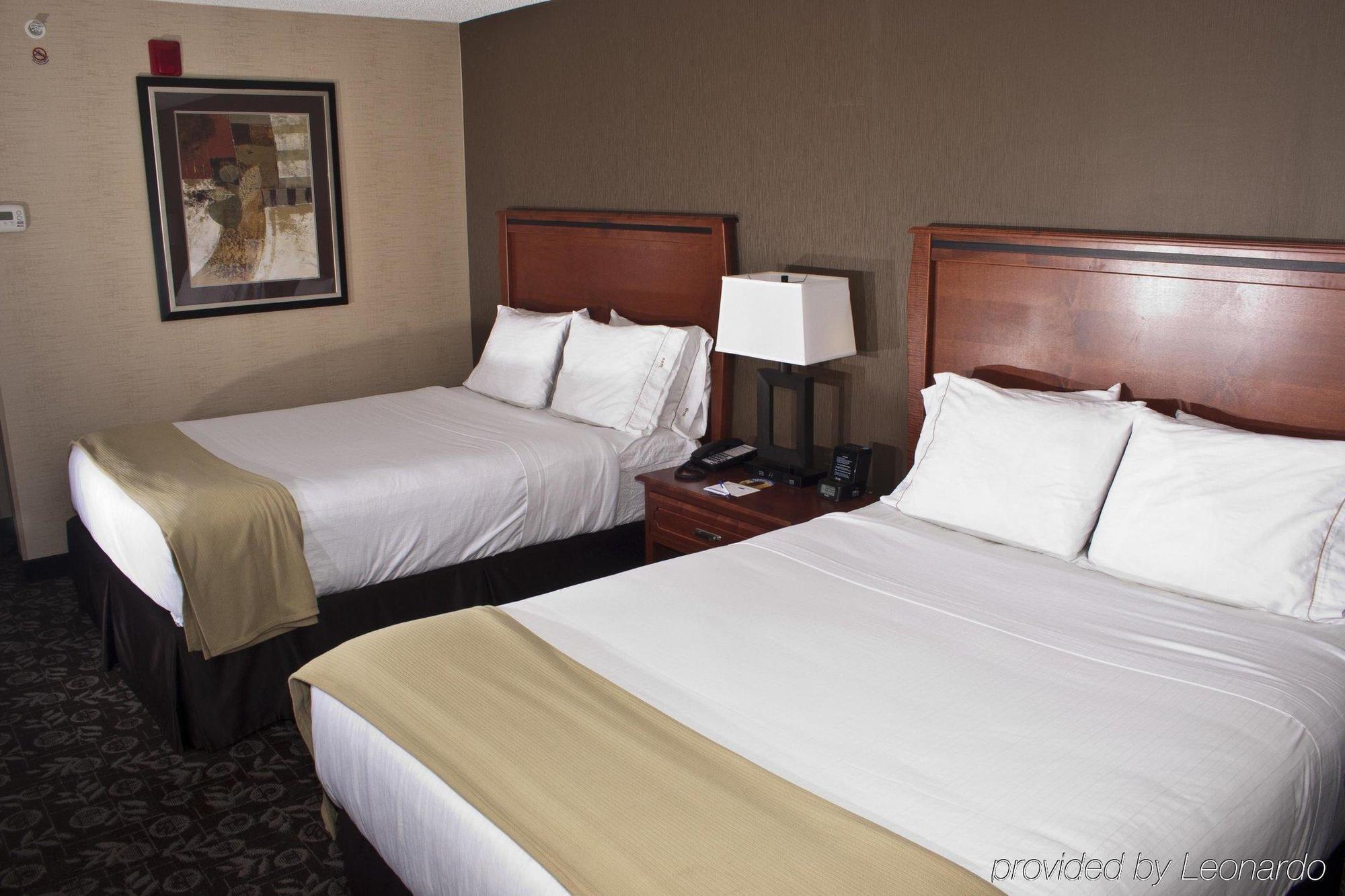 Holiday Inn Express Casper I-25 By Ihg Номер фото