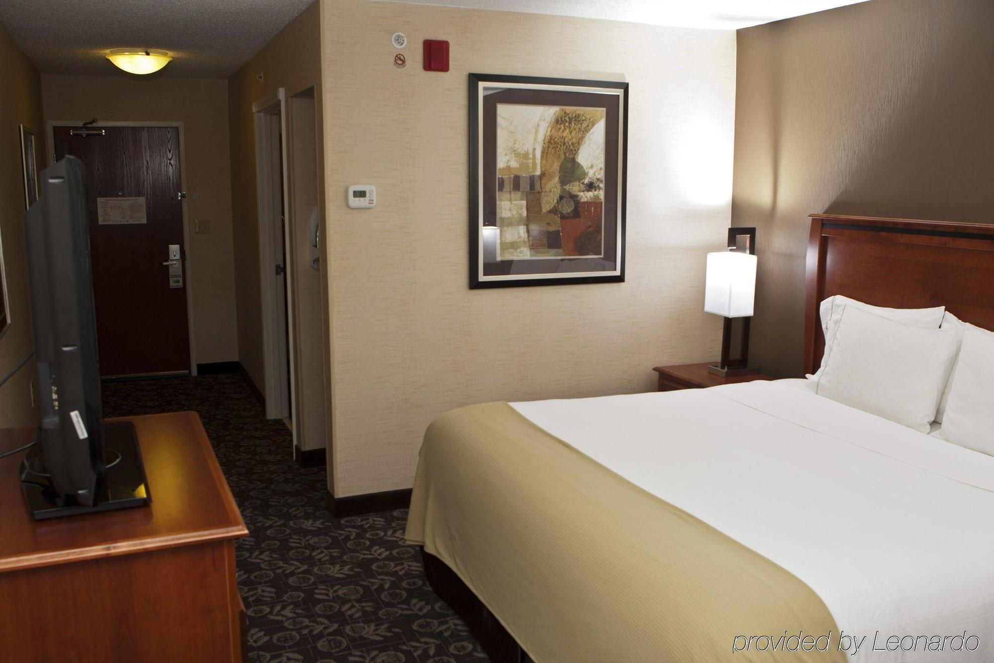 Holiday Inn Express Casper I-25 By Ihg Номер фото